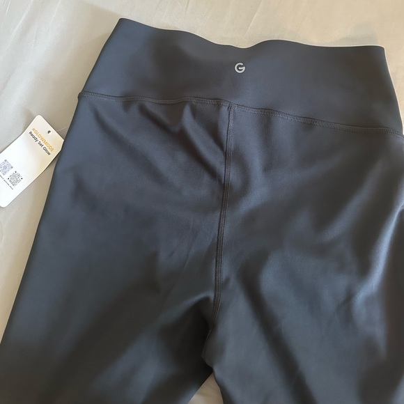 Glomode 24in pearlift anti slip hold up leggings - Picture 3 of 5